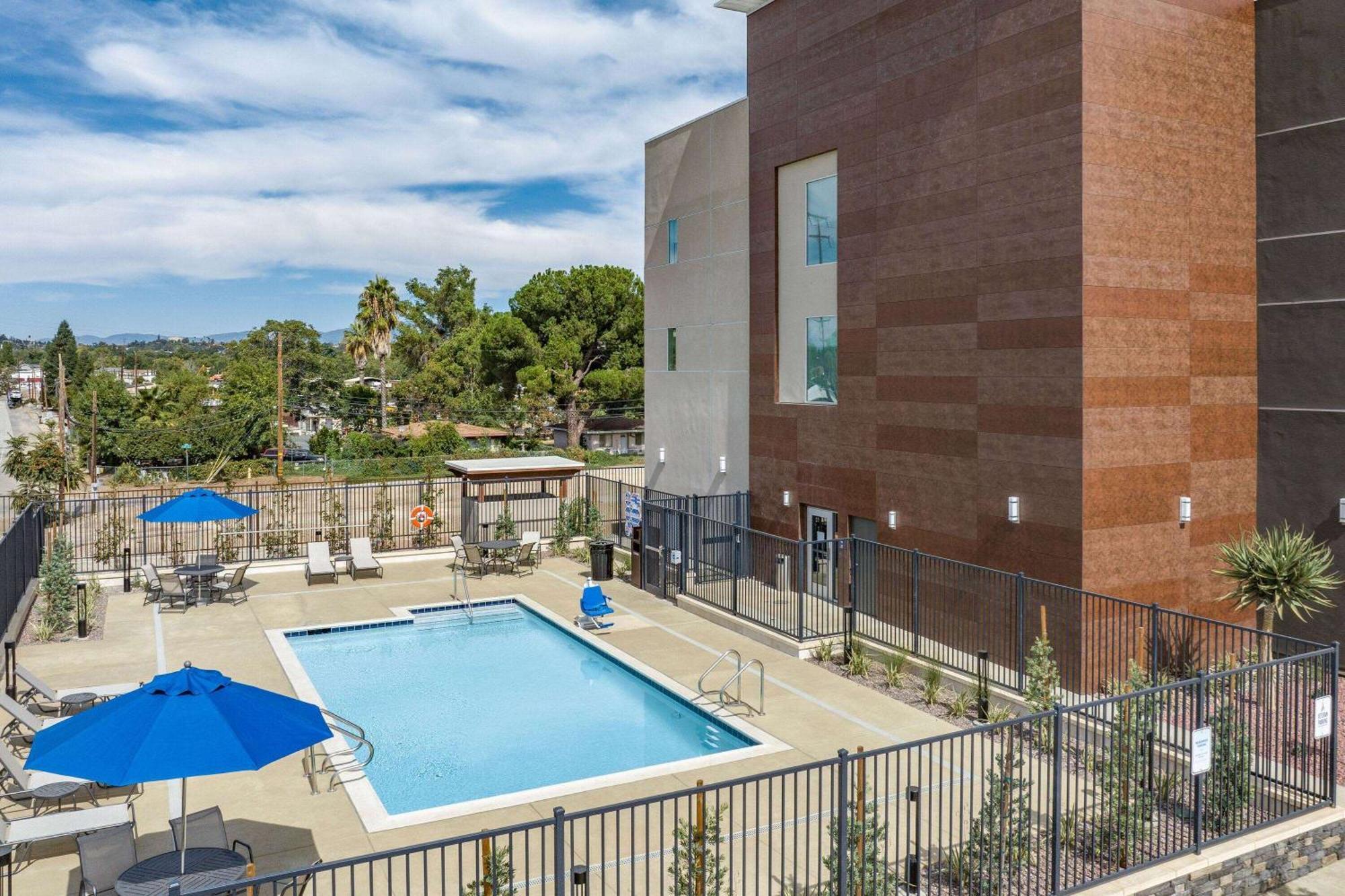 La Quinta Inn & Suites By Wyndham Yucaipa Zewnętrze zdjęcie